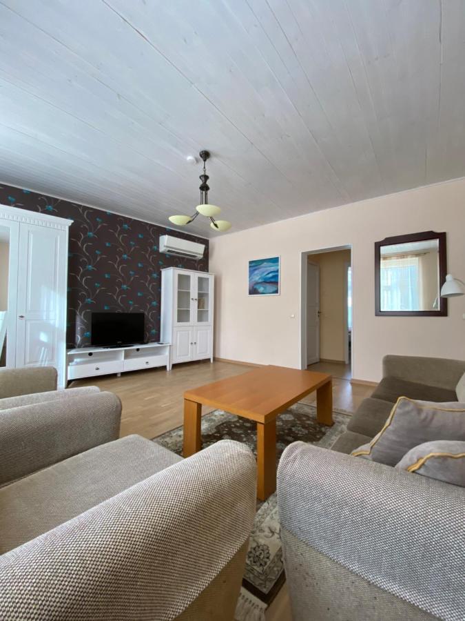 Posti Guest Apartment Haapsalu Exterior photo